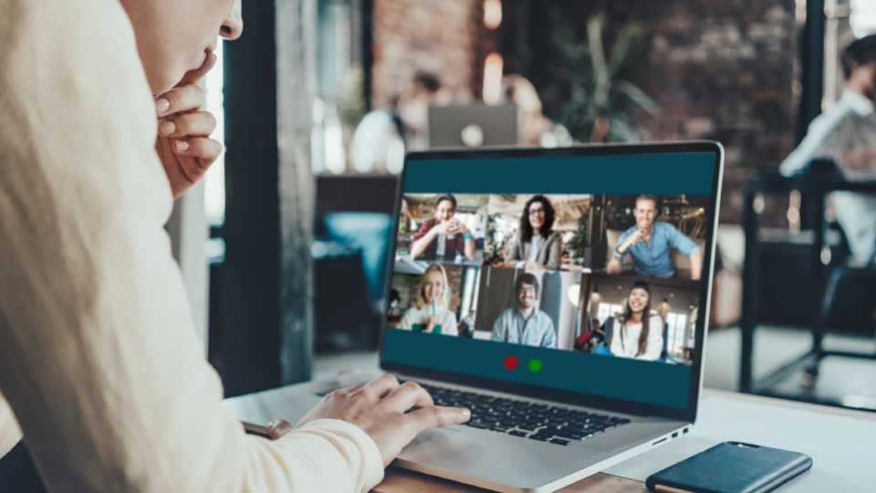 Errores comunes en la gestión de equipos (y cómo evitarlos con tecnología)